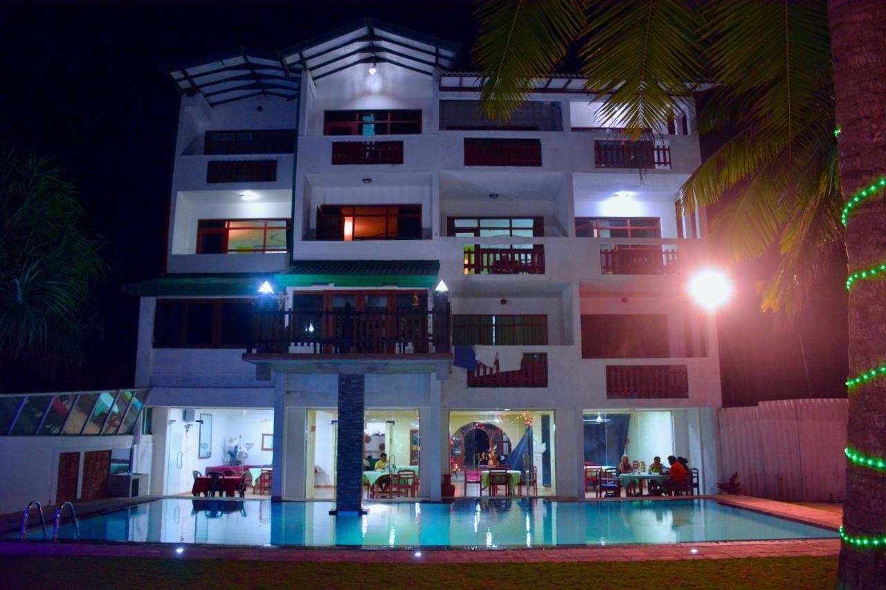 Southern Star Hotel Bentota Exterior foto